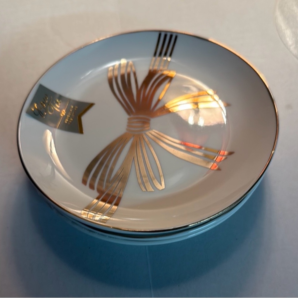 Gold Ribbon Decorative Plate